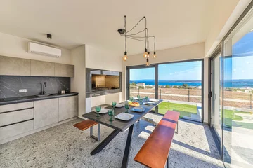 Contemporary Villa with Pool and Jacuzzi in Kaštel Novi