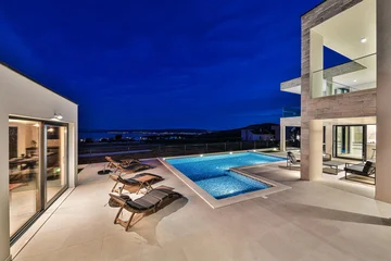 Contemporary Villa with Pool and Jacuzzi in Kaštel Novi
