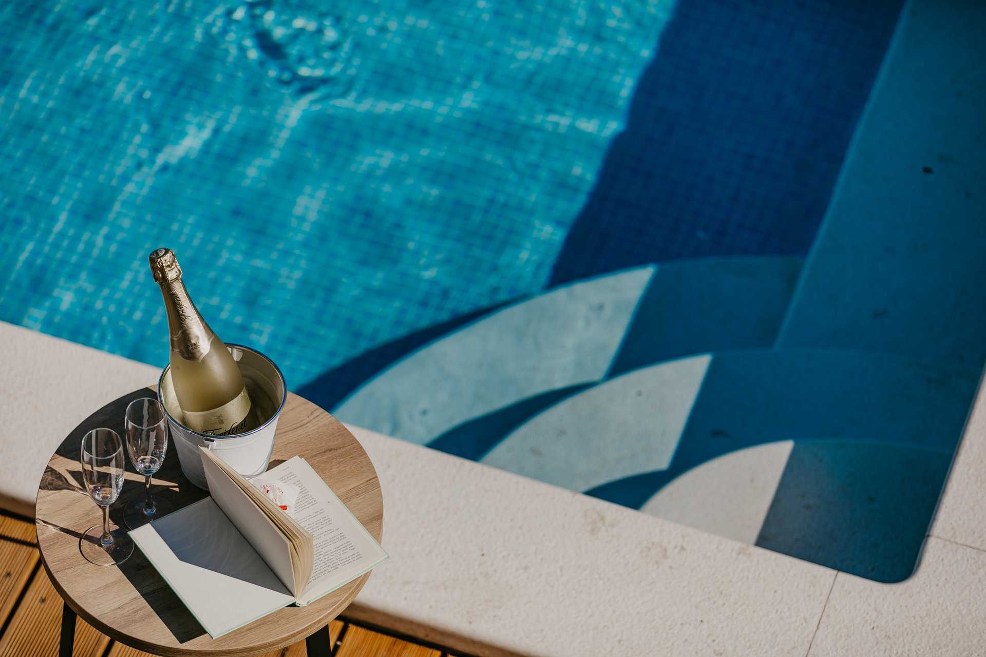 Villa Del Tempo with Pool
