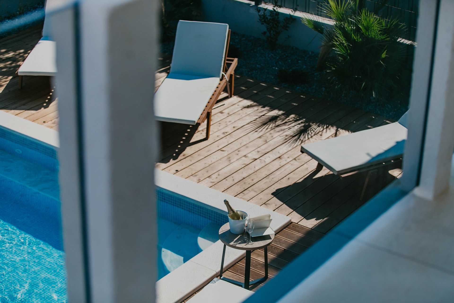 Villa Del Tempo with Pool