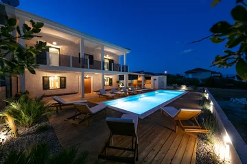 Family Villa with Pool and Sauna near Trogir