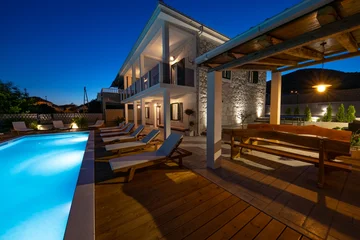 Family Villa with Pool and Sauna near Trogir