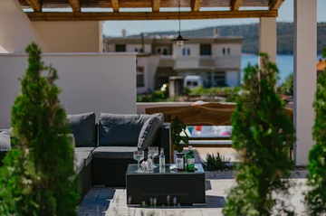 Family Villa with Pool and Sauna near Trogir