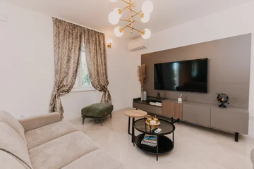 Family Villa with Pool and Sauna near Trogir