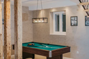 Family Villa with Pool and Sauna near Trogir