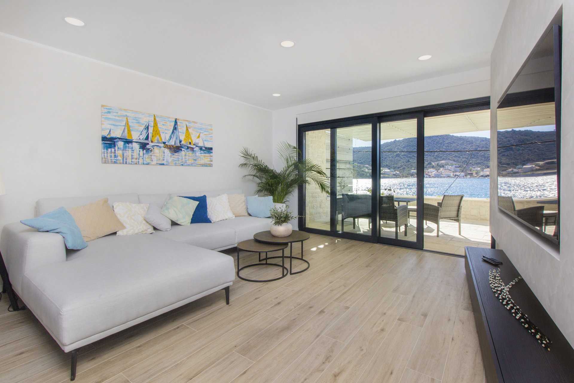 Villa Vela Aurea with Pool
