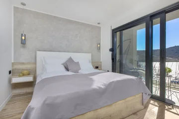 Beachfront Villa with Pool in Vinišće