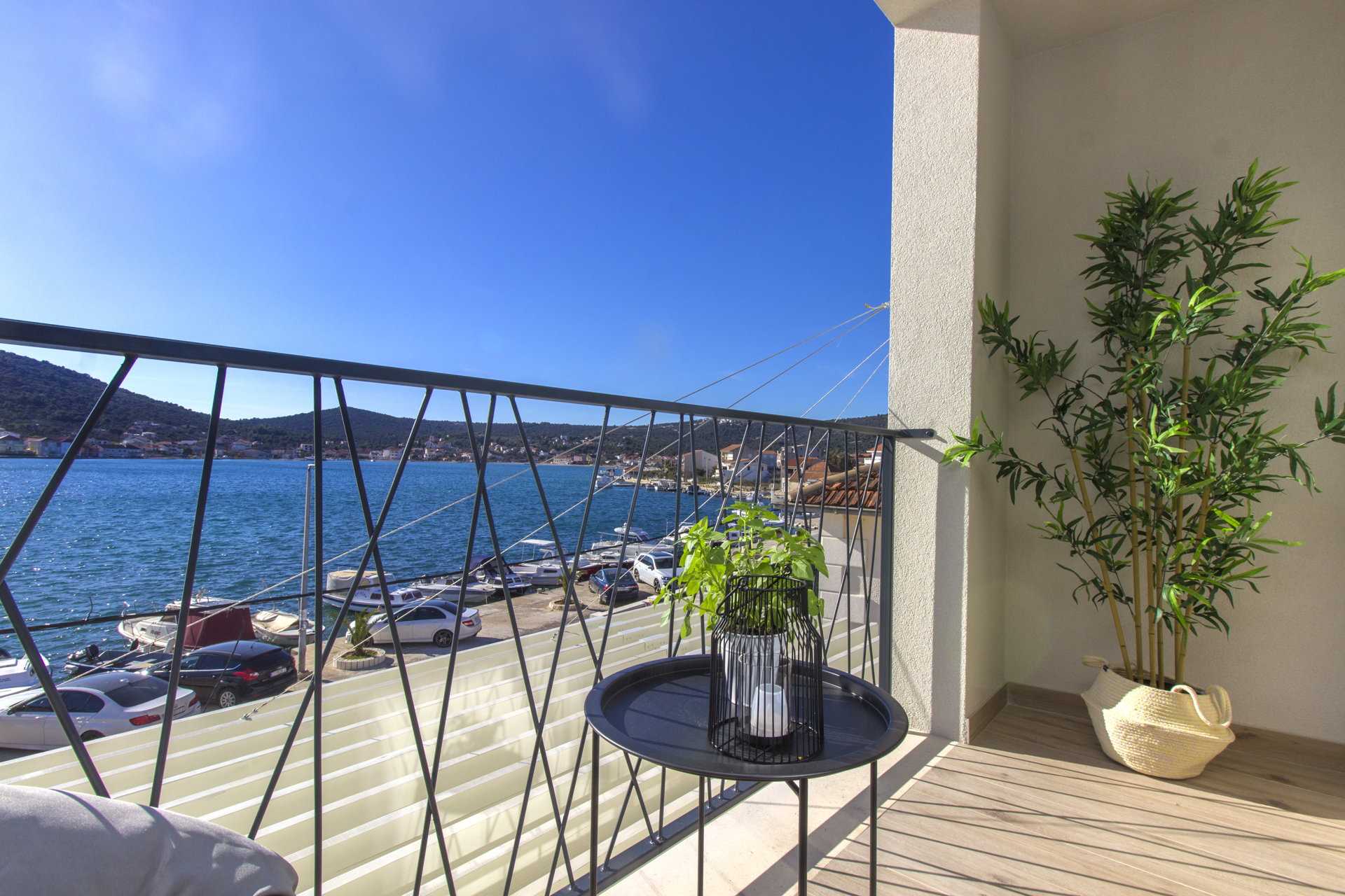 Villa Vela Aurea with Pool