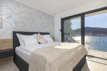 Beachfront Villa with Pool in Vinišće