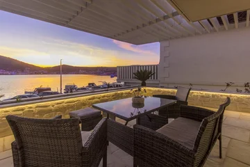 Beachfront Villa with Pool in Vinišće