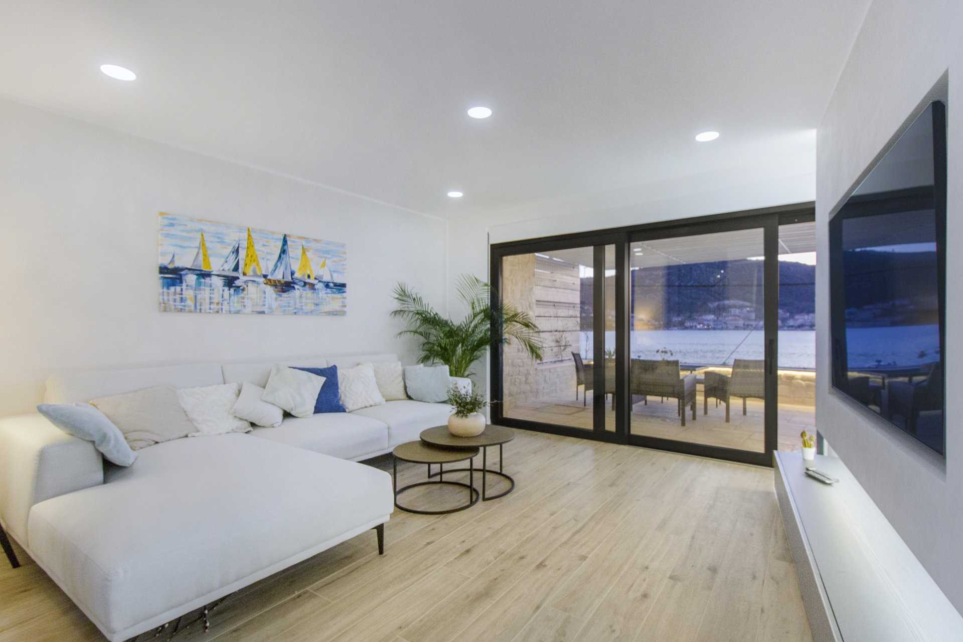 Villa Vela Aurea with Pool
