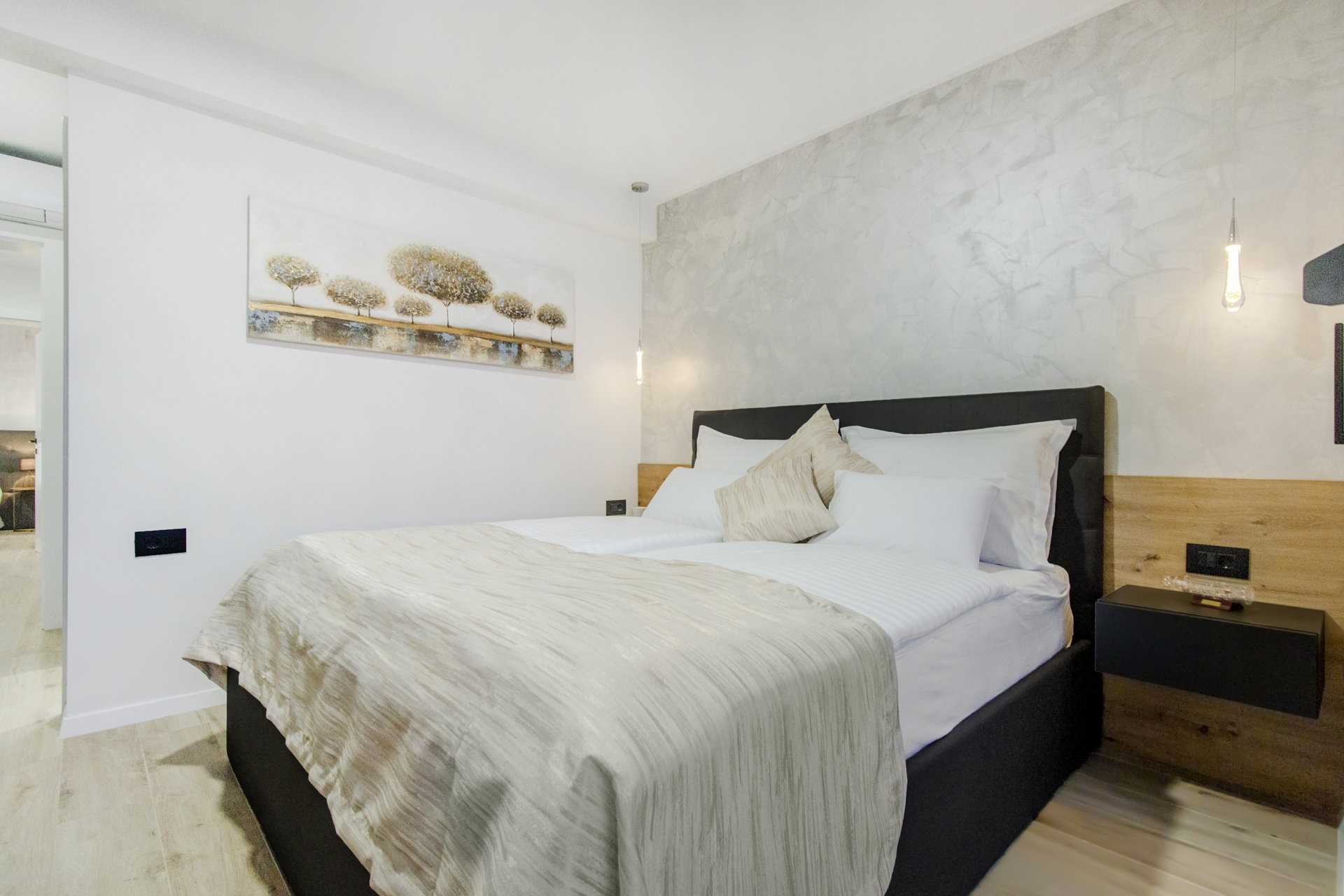 Villa Vela Aurea with Pool