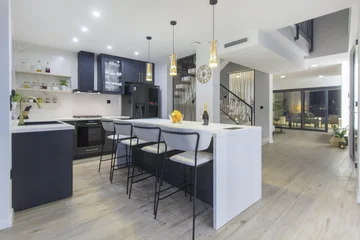 Beachfront Villa with Pool in Vinišće