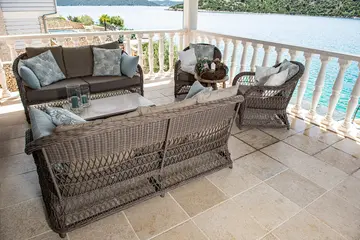 Modern Seaside Villa with Spacious Garden in Marina