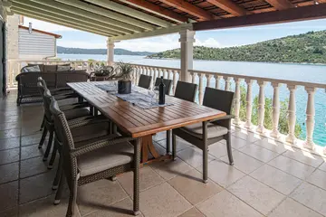 Modern Seaside Villa with Spacious Garden in Marina