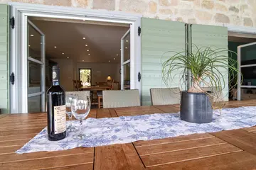 Modern Seaside Villa with Spacious Garden in Marina