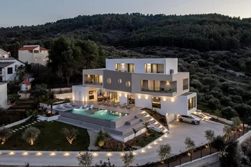 Modern 5-Bedroom Villa with Pool near Trogir