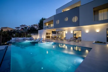 Modern 5-Bedroom Villa with Pool near Trogir