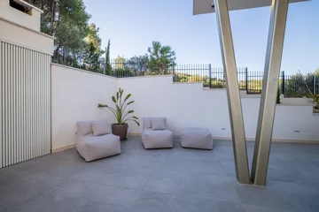 Modern 5-Bedroom Villa with Pool near Trogir