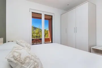 Seaside Villa Retreat with Pool in Vinišće