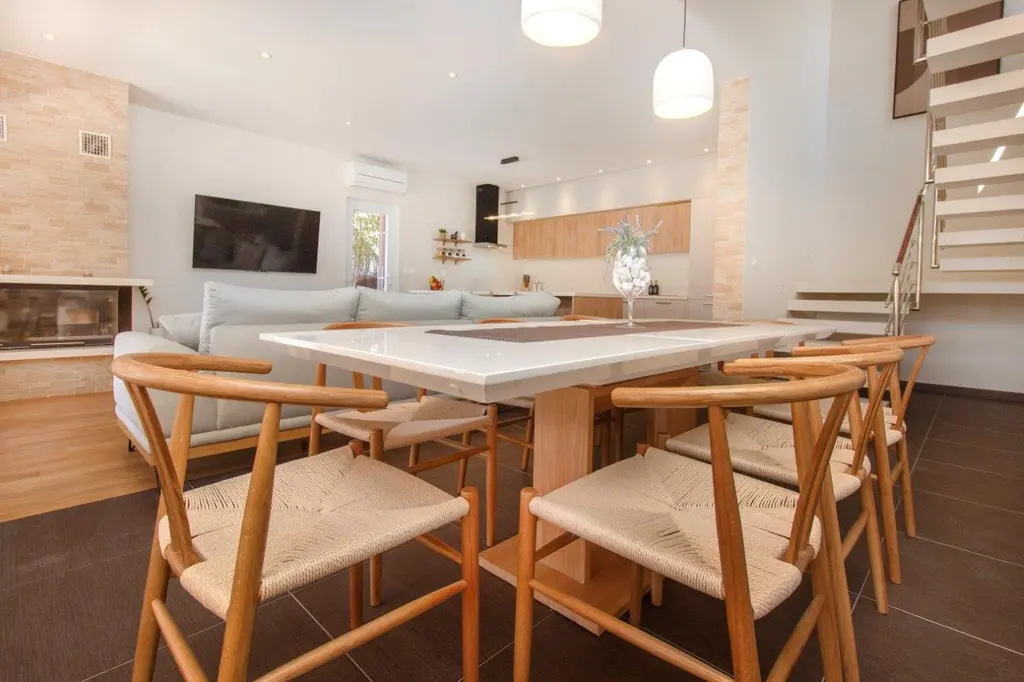 Seaside Villa Retreat with Pool in Vinišće