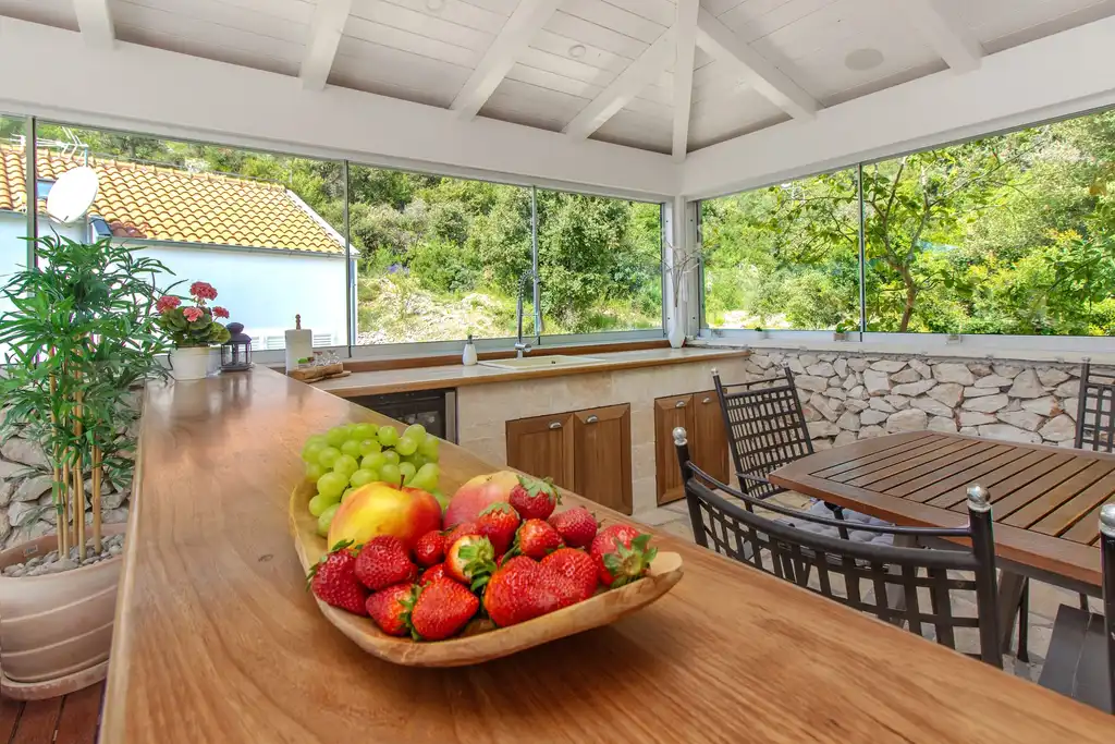 Seaside Villa Retreat with Pool in Vinišće