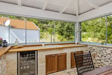 Seaside Villa Retreat with Pool in Vinišće