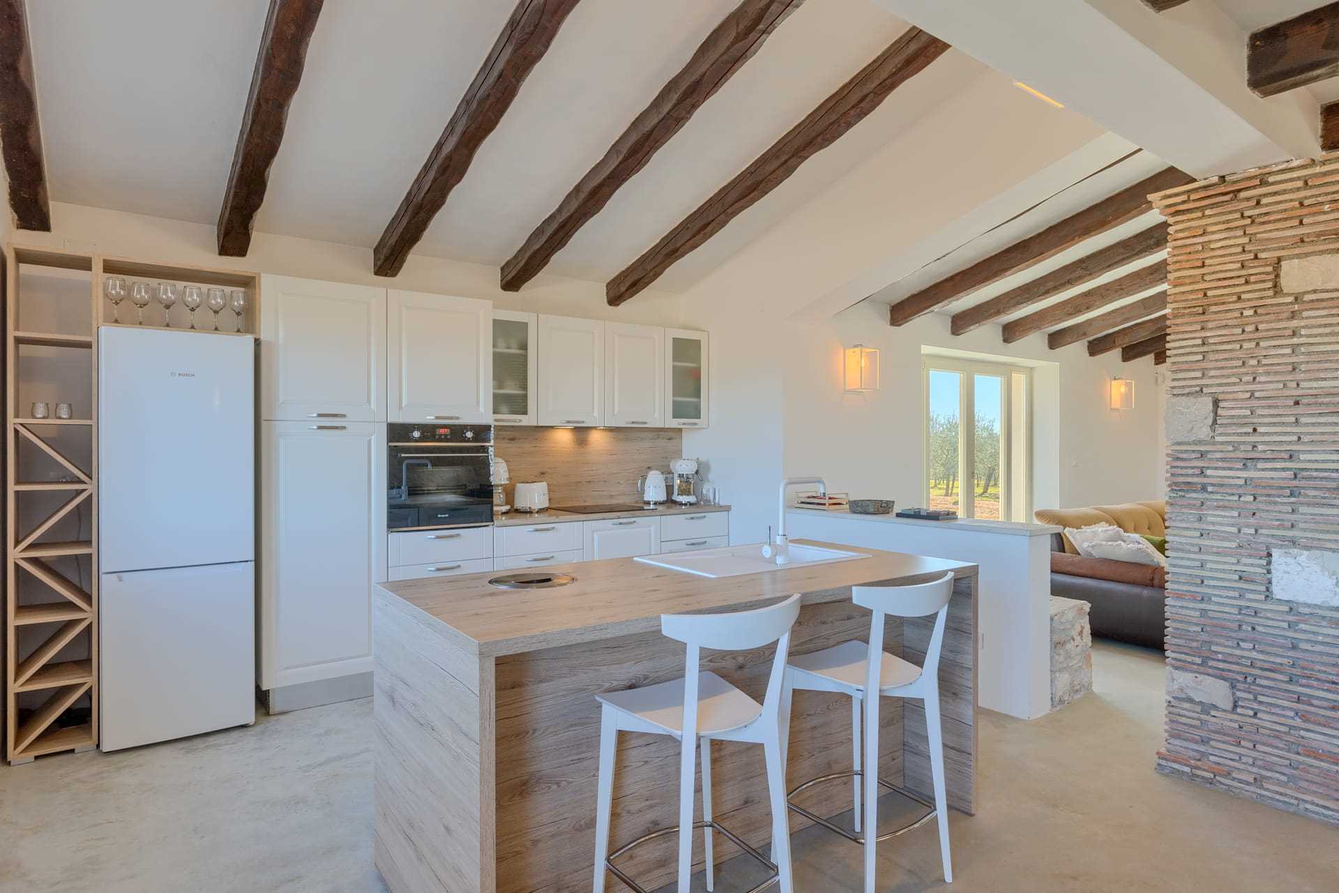 Villa Arborea with Pool