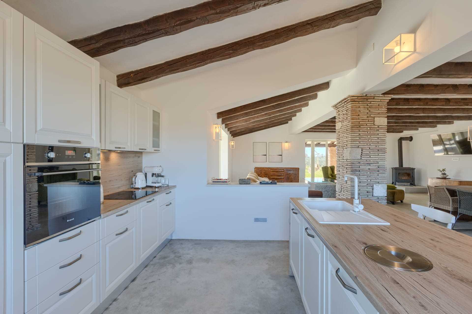 Villa Arborea with Pool