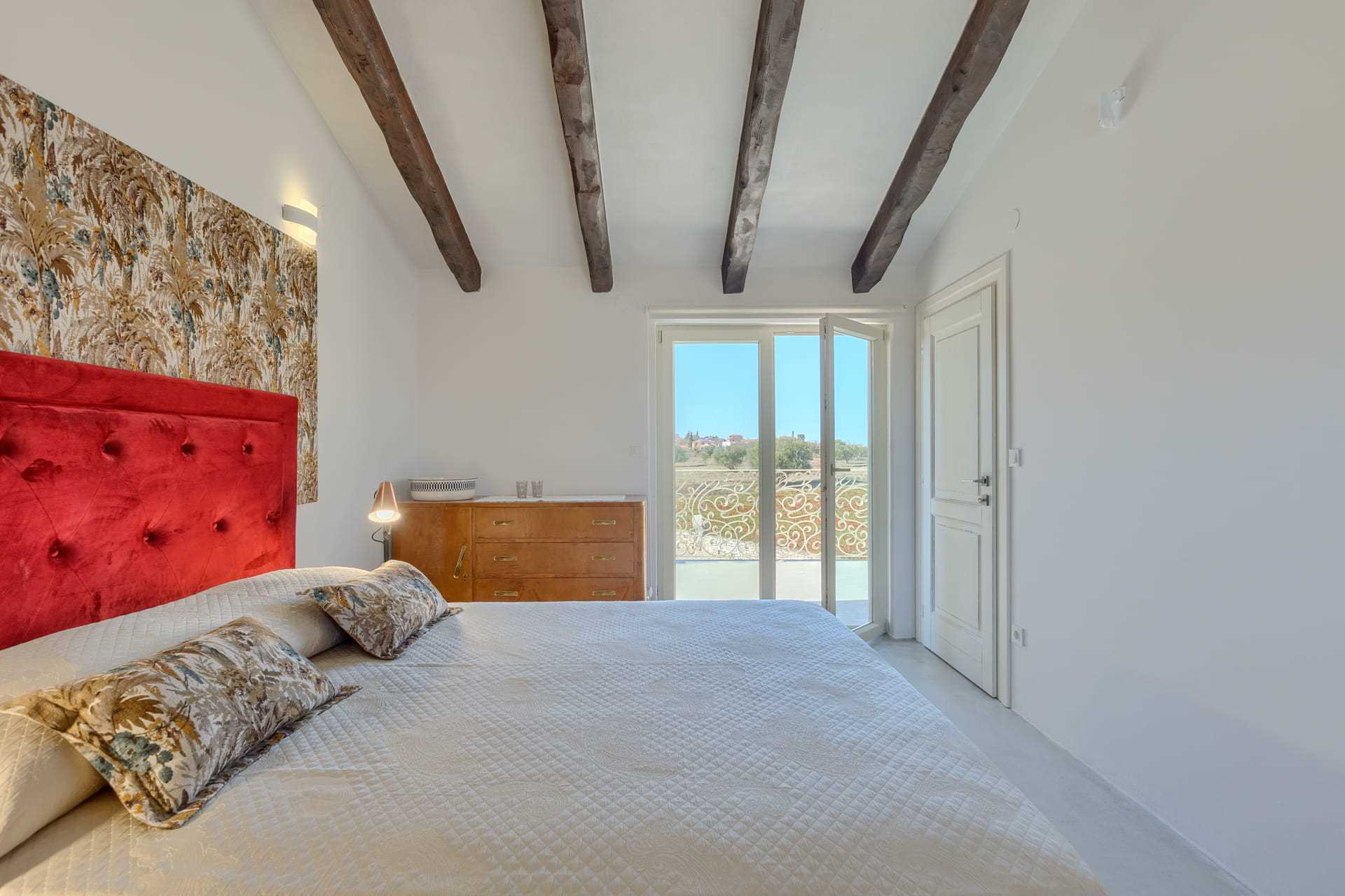 Villa Arborea with Pool