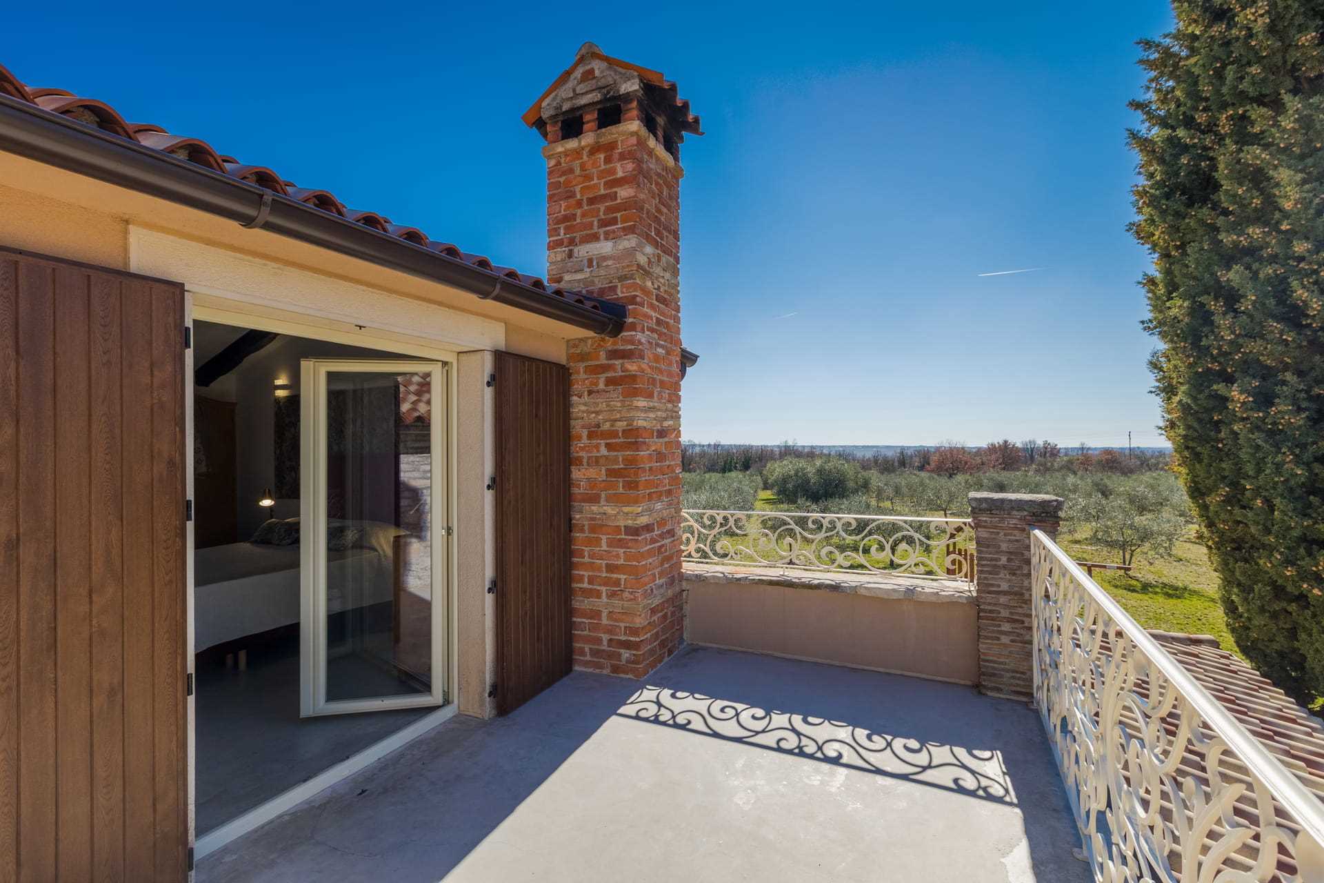 Villa Arborea with Pool
