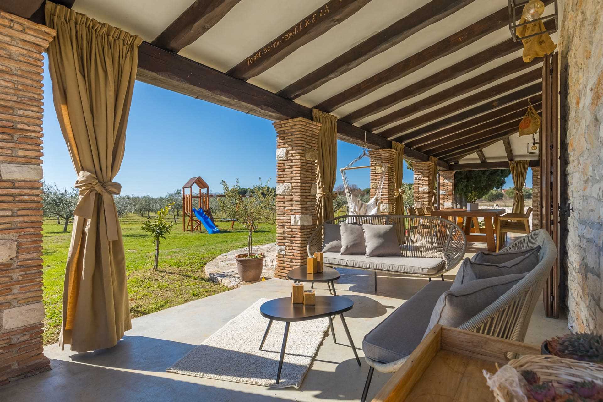 Villa Arborea with Pool