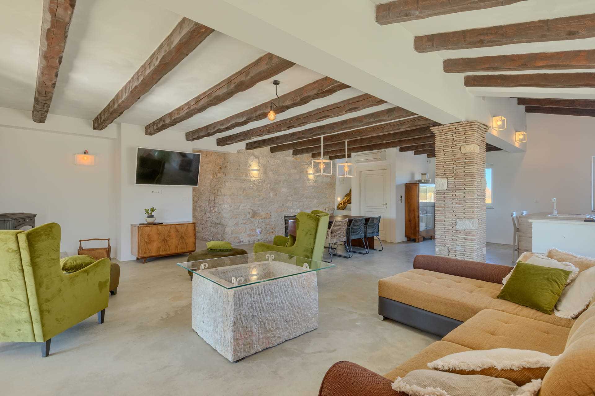 Villa Arborea with Pool