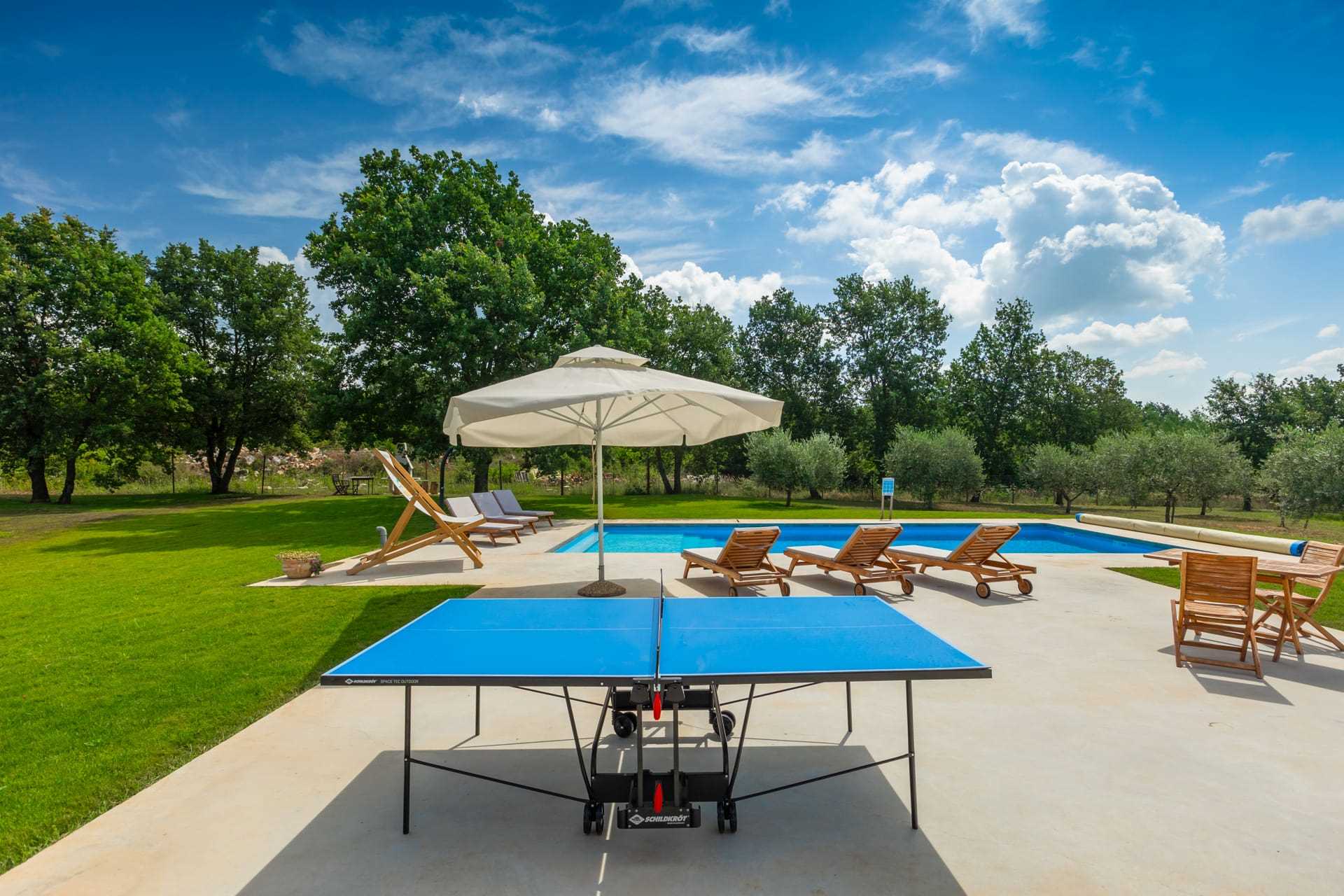 Villa Arborea with Pool