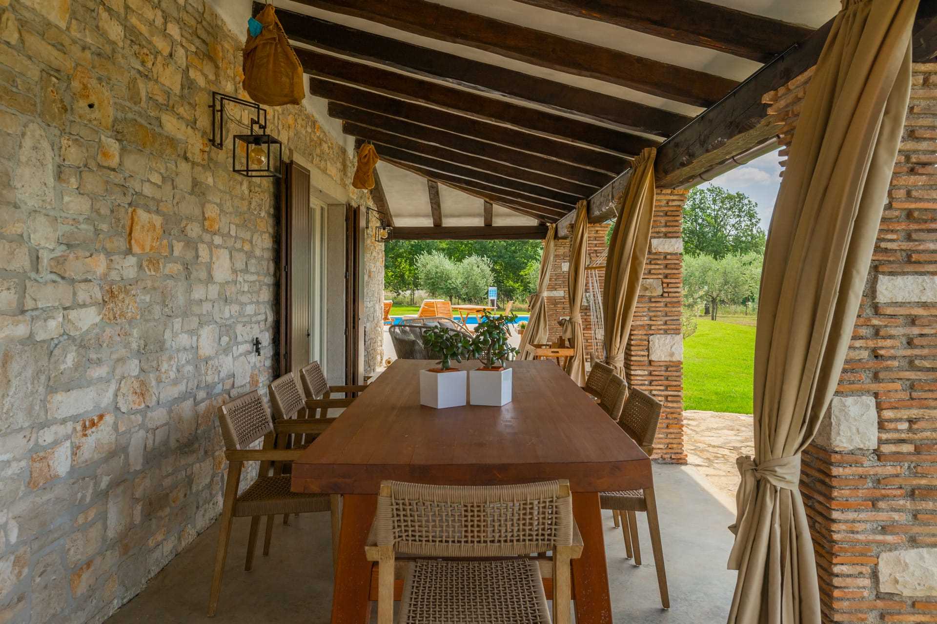 Villa Arborea with Pool