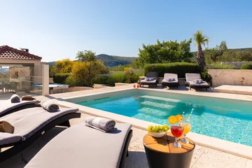 Modern Villa with Heated Pool in Rogoznica