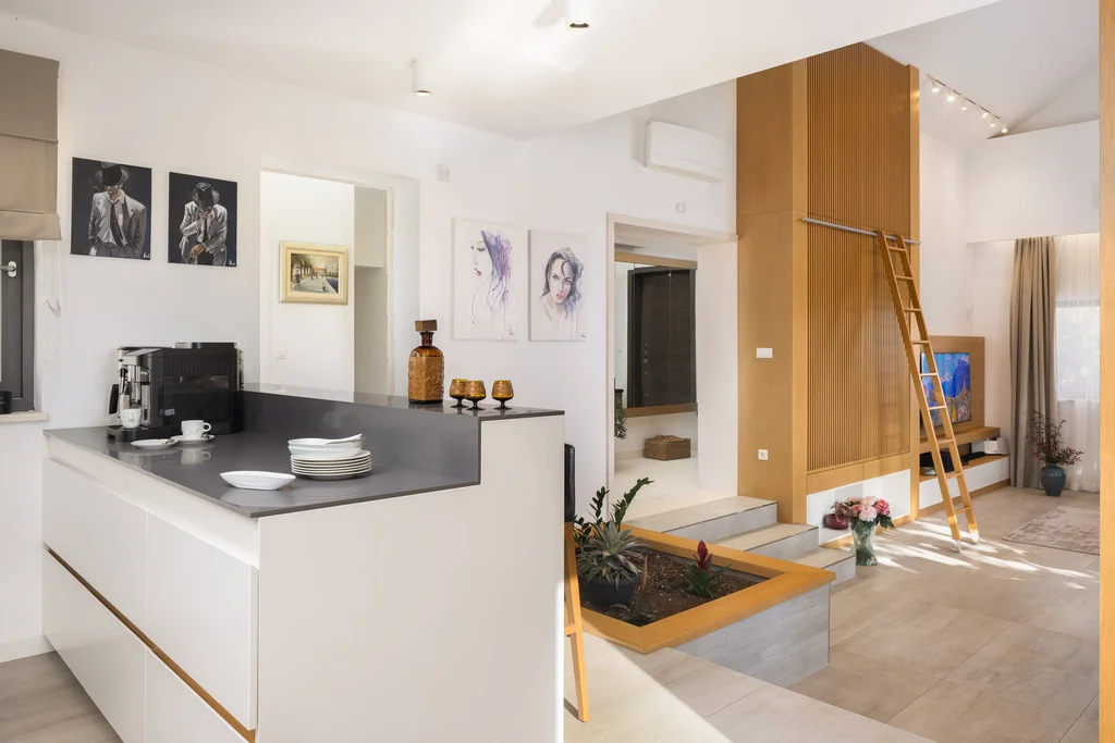 Modern Villa with Heated Pool in Rogoznica