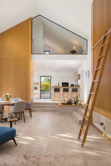 Modern Villa with Heated Pool in Rogoznica