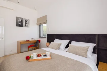 Modern Villa with Heated Pool in Rogoznica