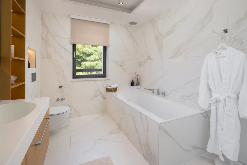 Modern Villa with Heated Pool in Rogoznica
