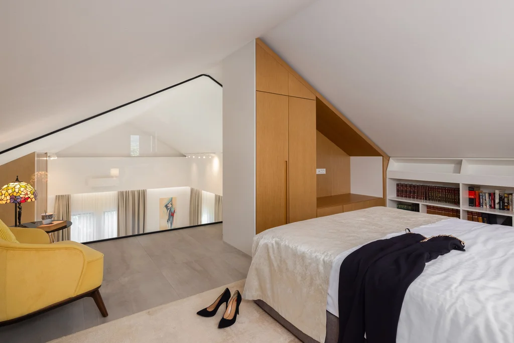 Modern Villa with Heated Pool in Rogoznica