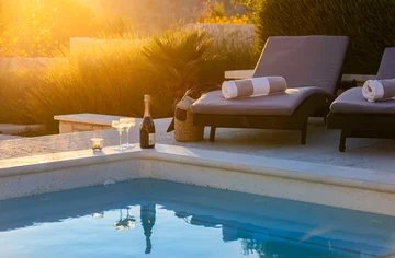 Modern Villa with Heated Pool in Rogoznica