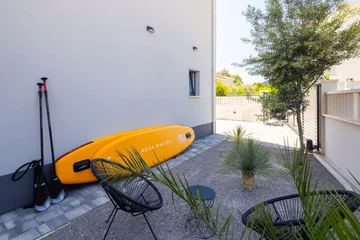 Modern Seaside Villa with Pool in Kaštel Štafilić