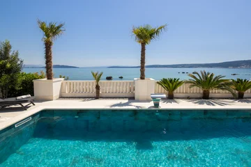 Modern Seaside Villa with Pool in Kaštel Štafilić