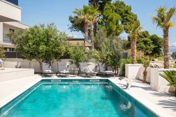 Modern Seaside Villa with Pool in Kaštel Štafilić