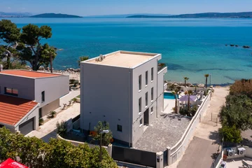 Modern Seaside Villa with Pool in Kaštel Štafilić