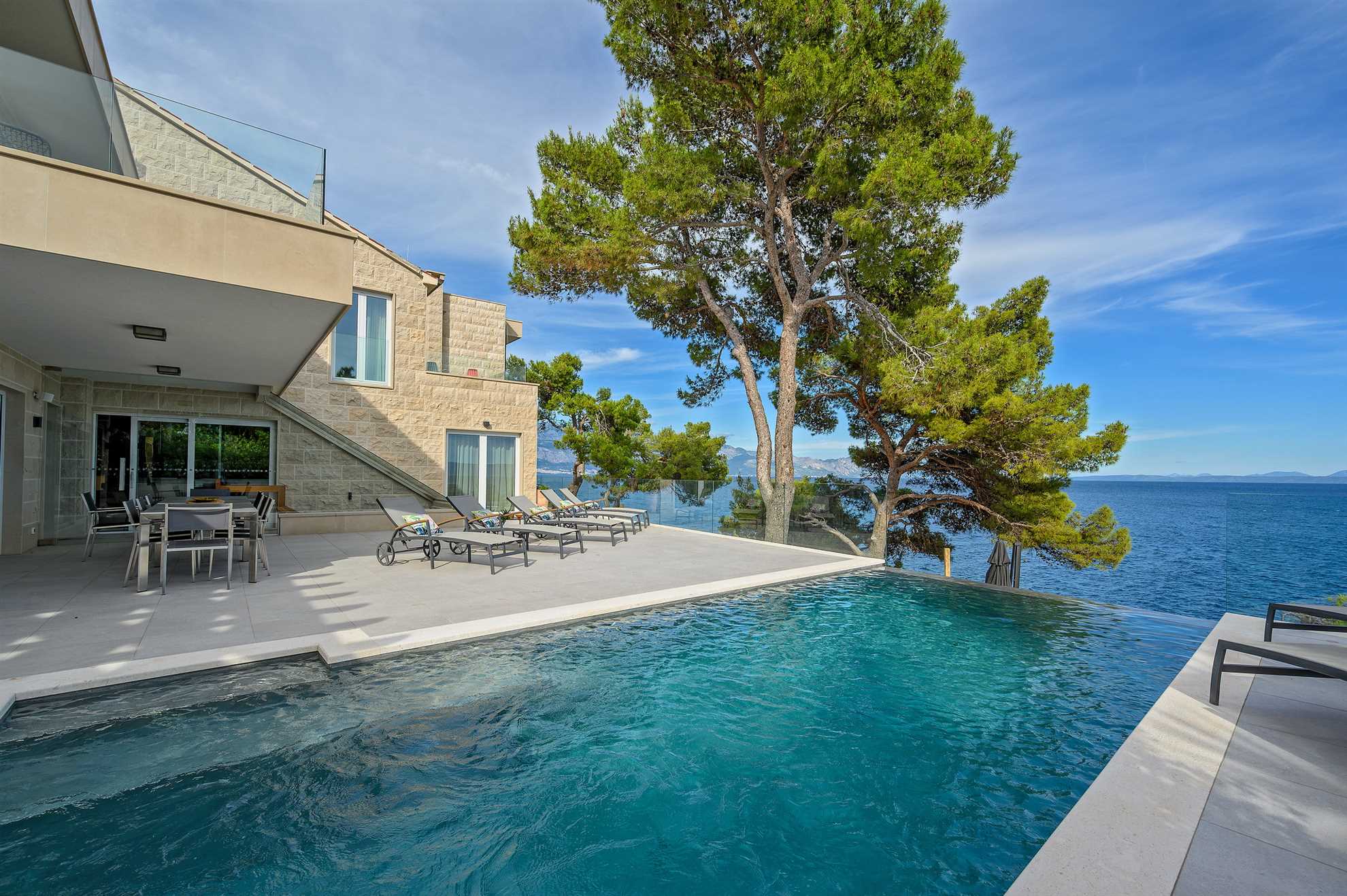 Image of Luxury Villa Sogno Bianco with Infinity Pool
