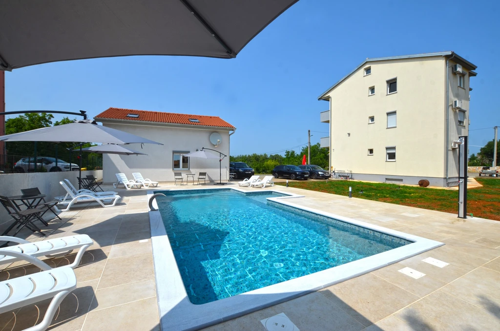 Rovinj 1-Bedroom Apartment with Shared Pool