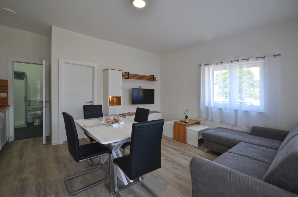 1-Bedroom Apartment in Rovinj for Up to 4