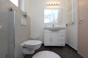 Two-Bedroom Apartment in Rovinj for Up to 6 Guests